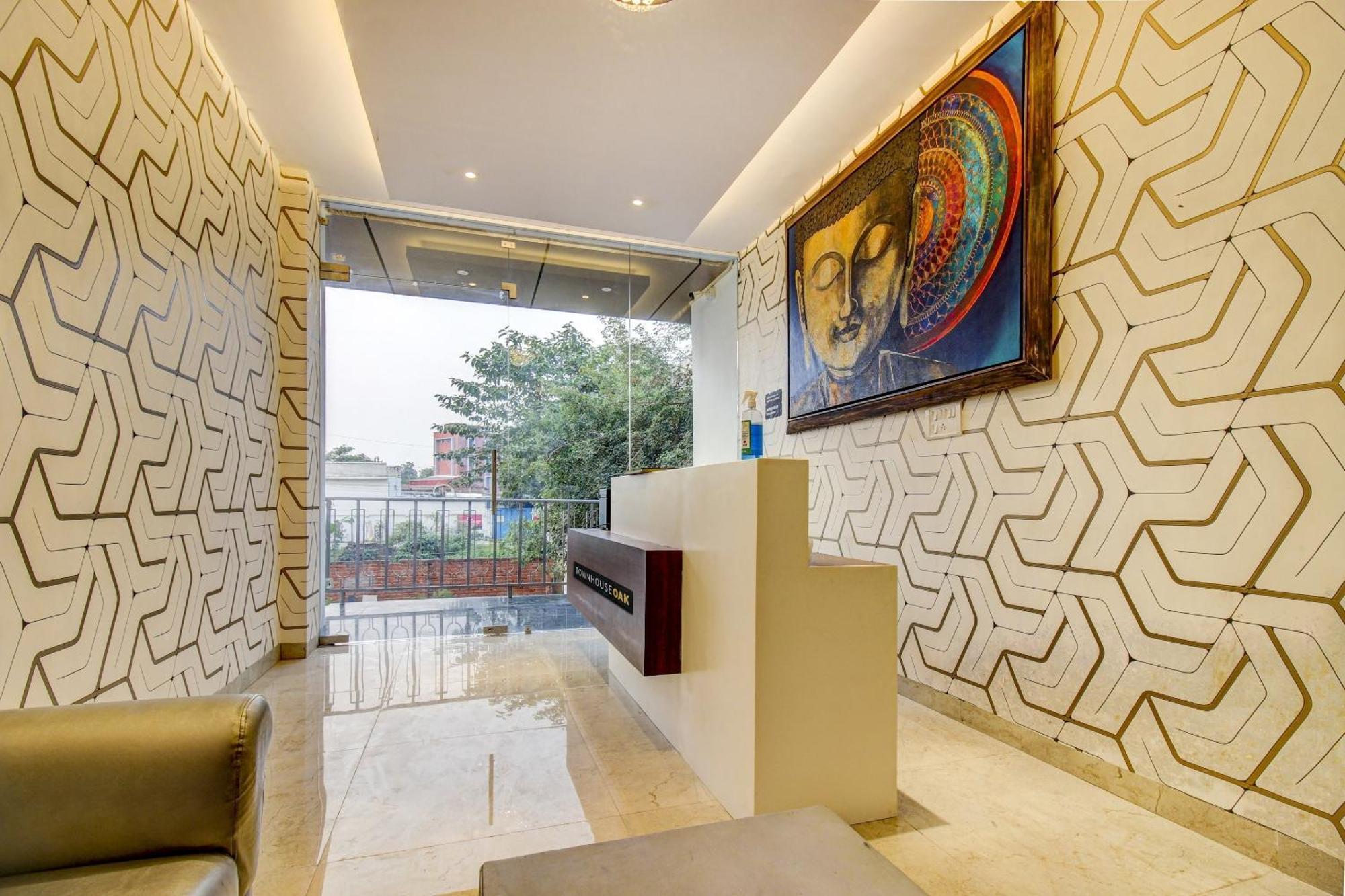 Super Townhouse Oak Aurelia Grand Otel Lucknow Dış mekan fotoğraf