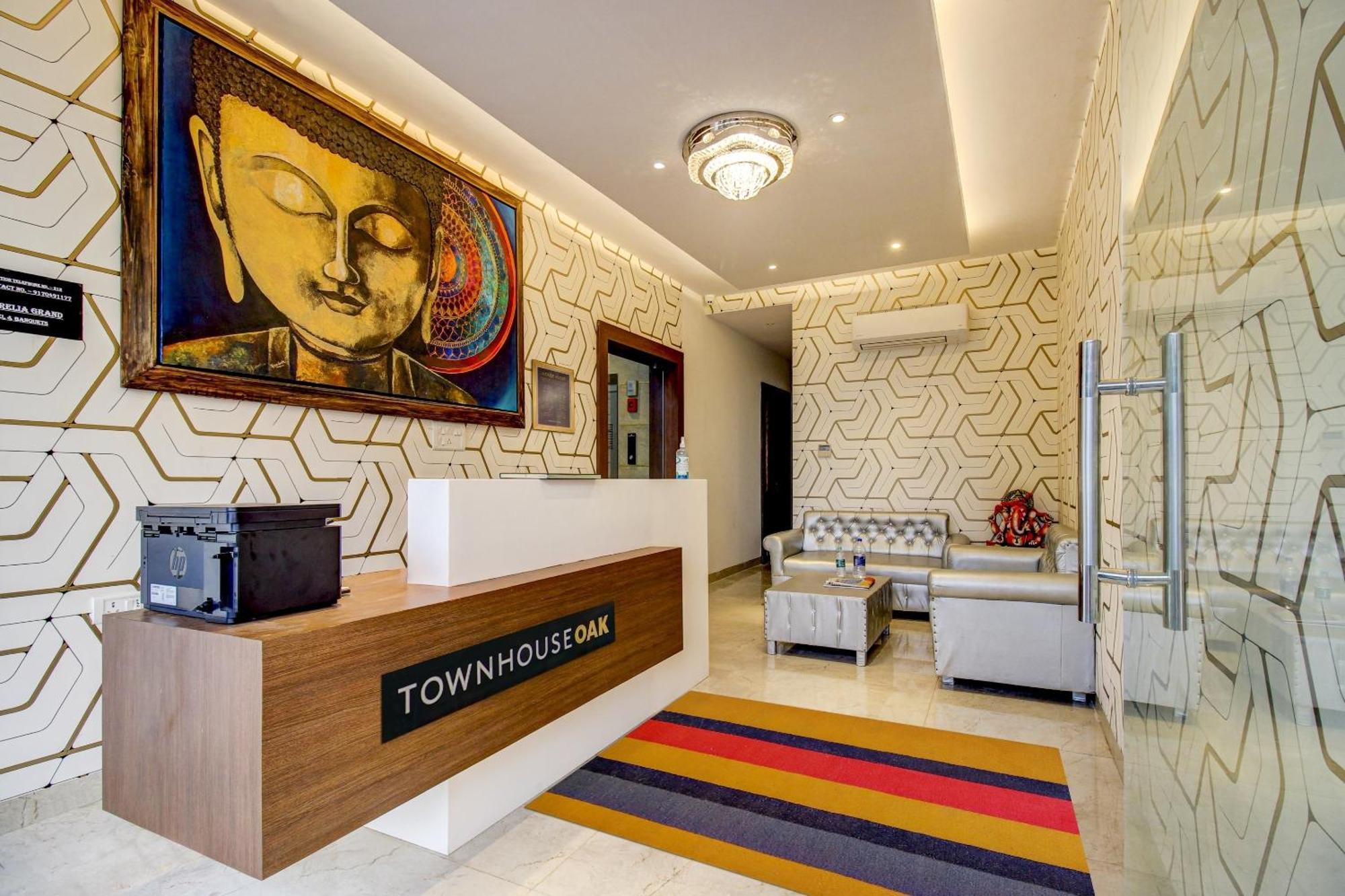 Super Townhouse Oak Aurelia Grand Otel Lucknow Dış mekan fotoğraf